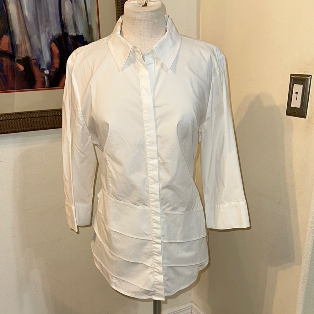 Chico’s Crisp White Tiered Women's Button-down Shirt Size 2-Large
